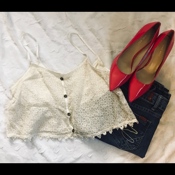 Tops - LAST CHANCE Lace Crop Top